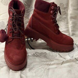 Love these Timberland Boots Size 6 - Perfect Condition